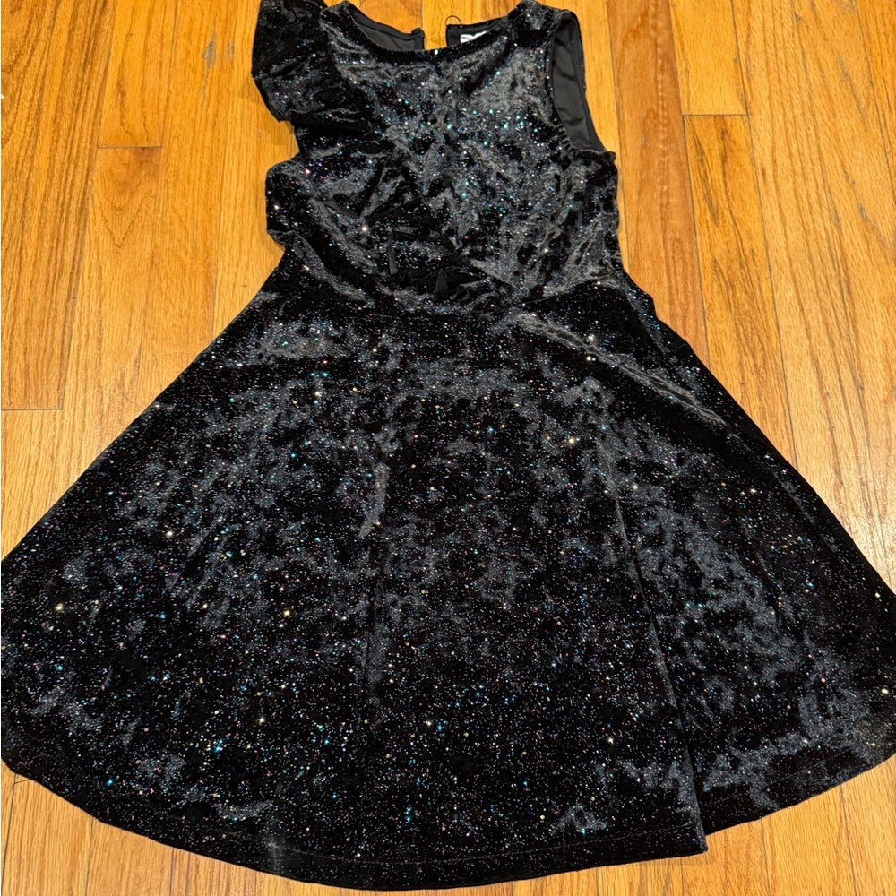 Zara Black Sleeveless Pleated A-Line Dress